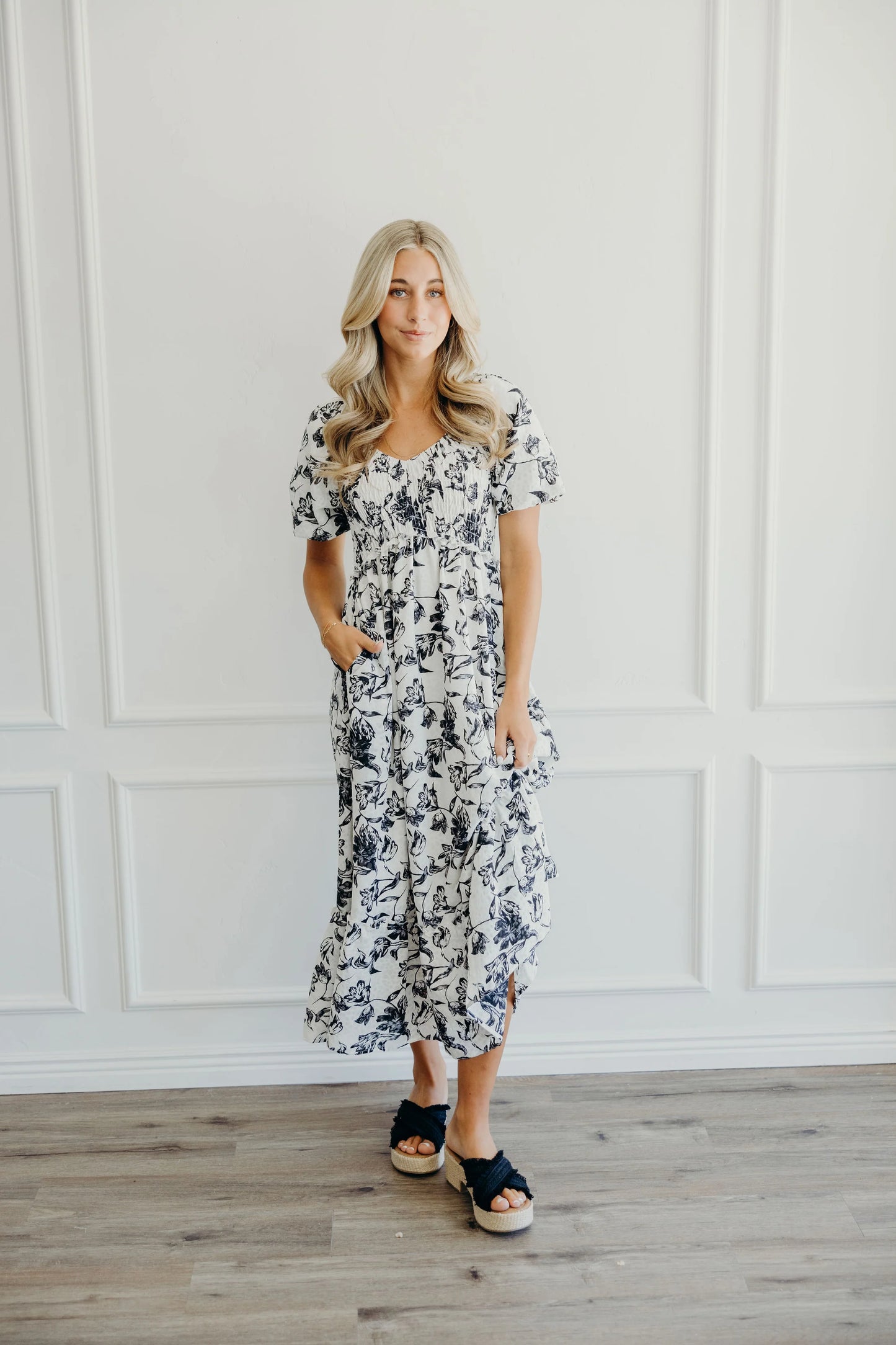 Allis Monochrome Petals Dress