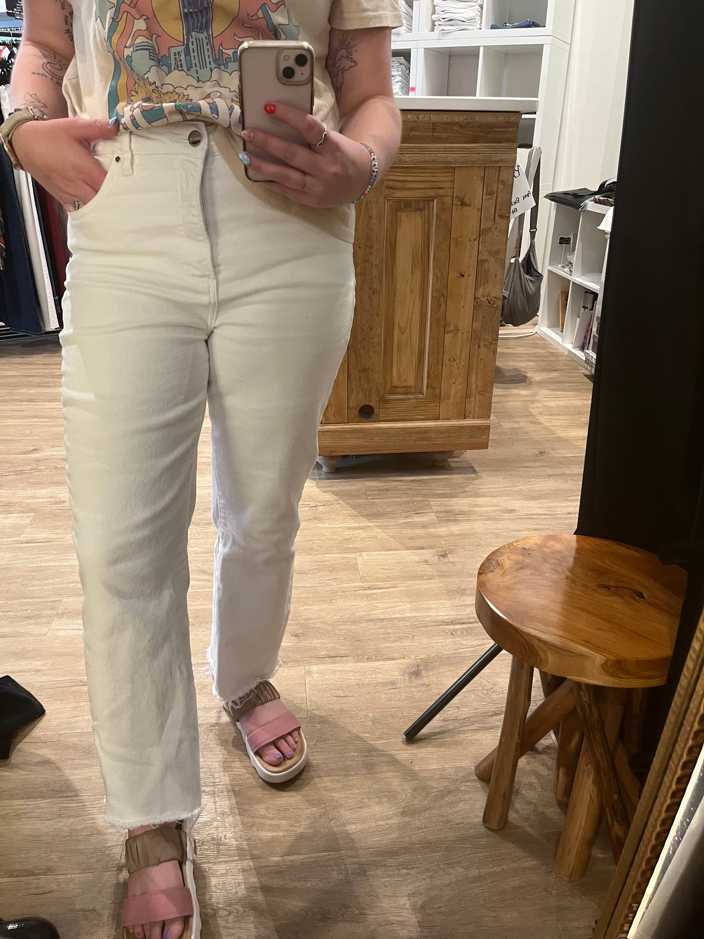 High Rise Tonal Crop Flare Short-White