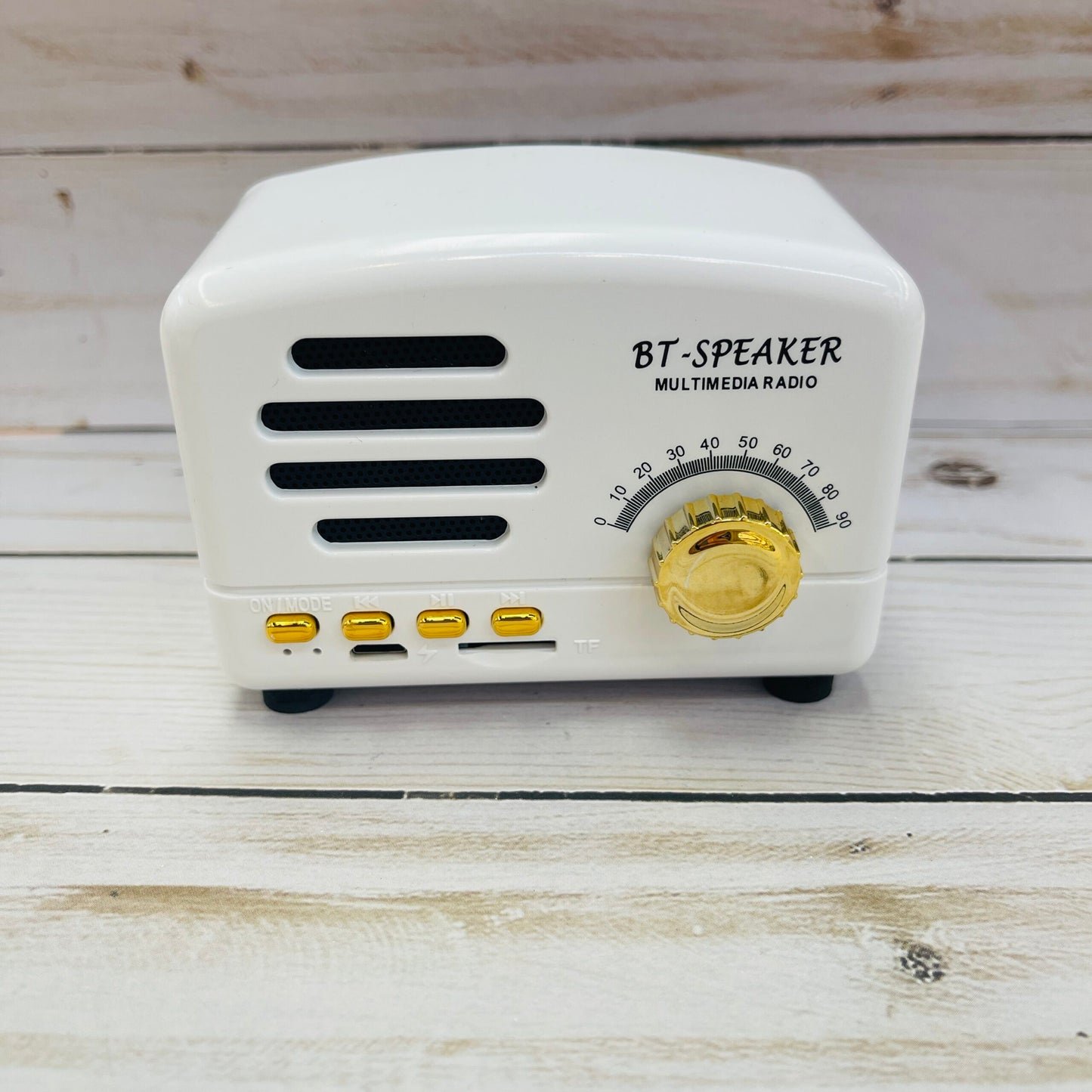 Bluetooth speaker Retro