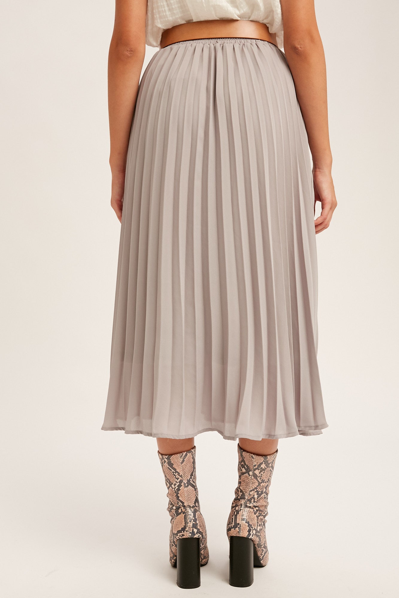 Pleated Chiffon Maxi Skirt in Grey