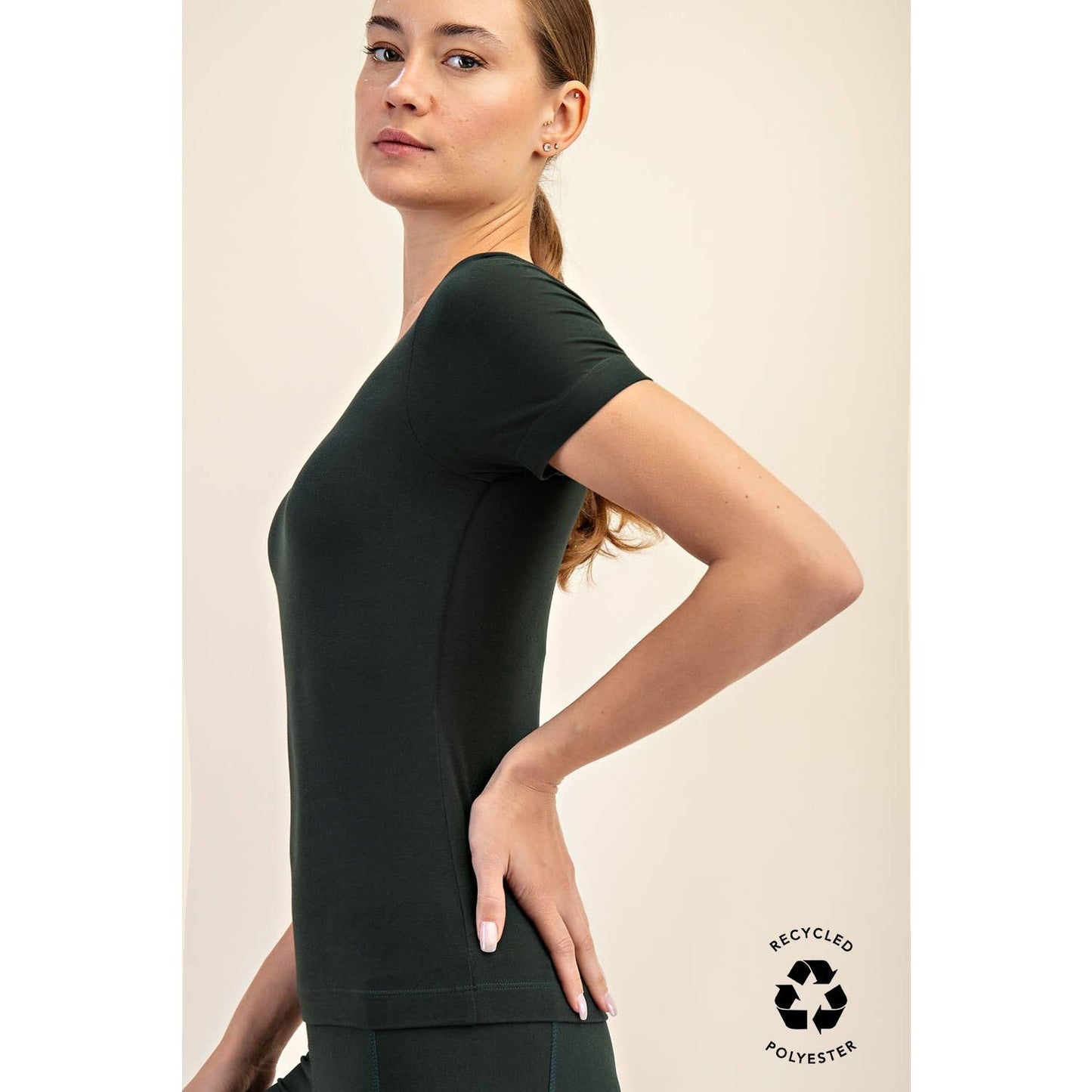RECYCLED BUTTER ROUND NECK SHORT SLEEVE TOP