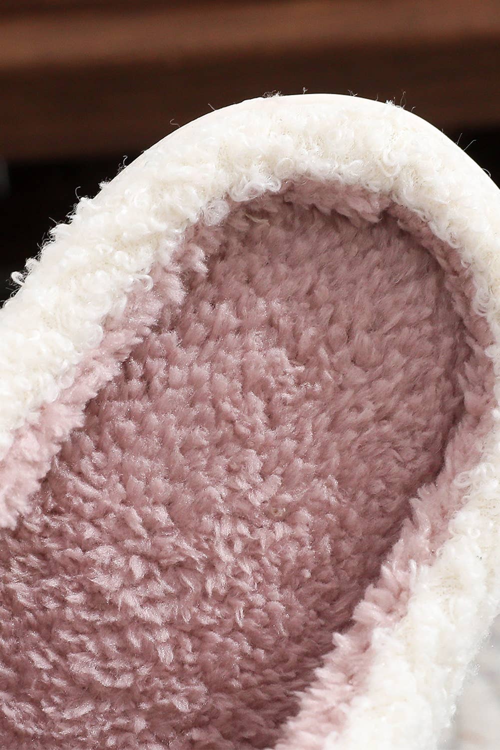 Plush Slippers Pink Bow