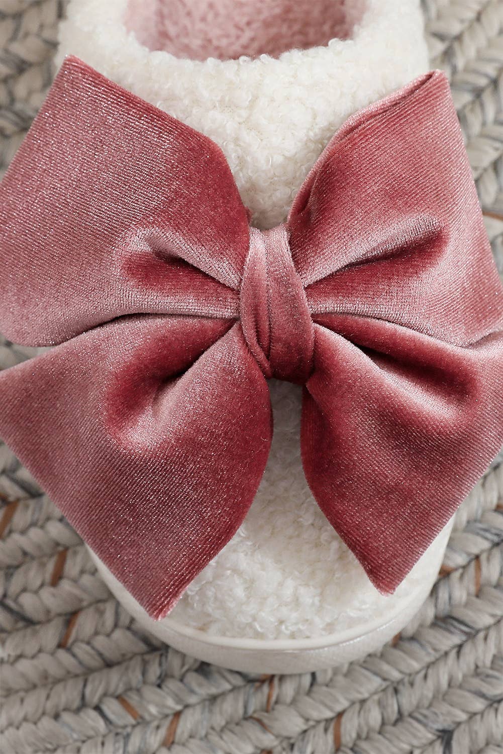 Plush Slippers Pink Bow