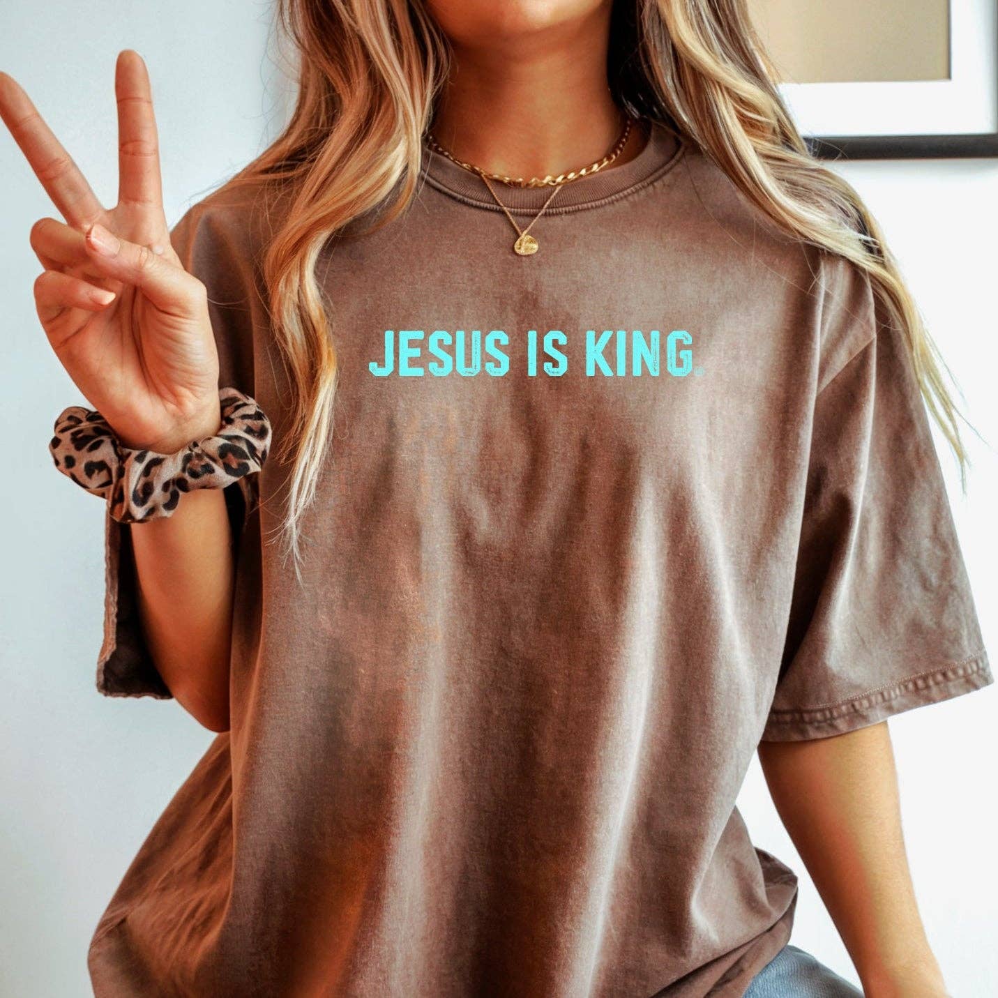 Inspirational Tee- Jesus Is King Esperesso