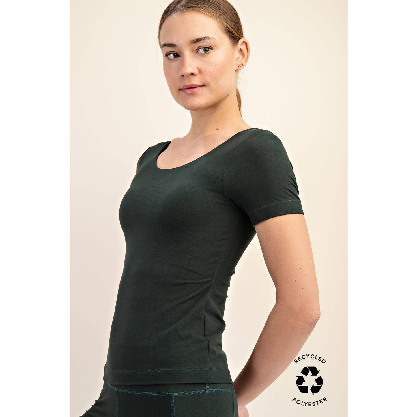 RECYCLED BUTTER ROUND NECK SHORT SLEEVE TOP